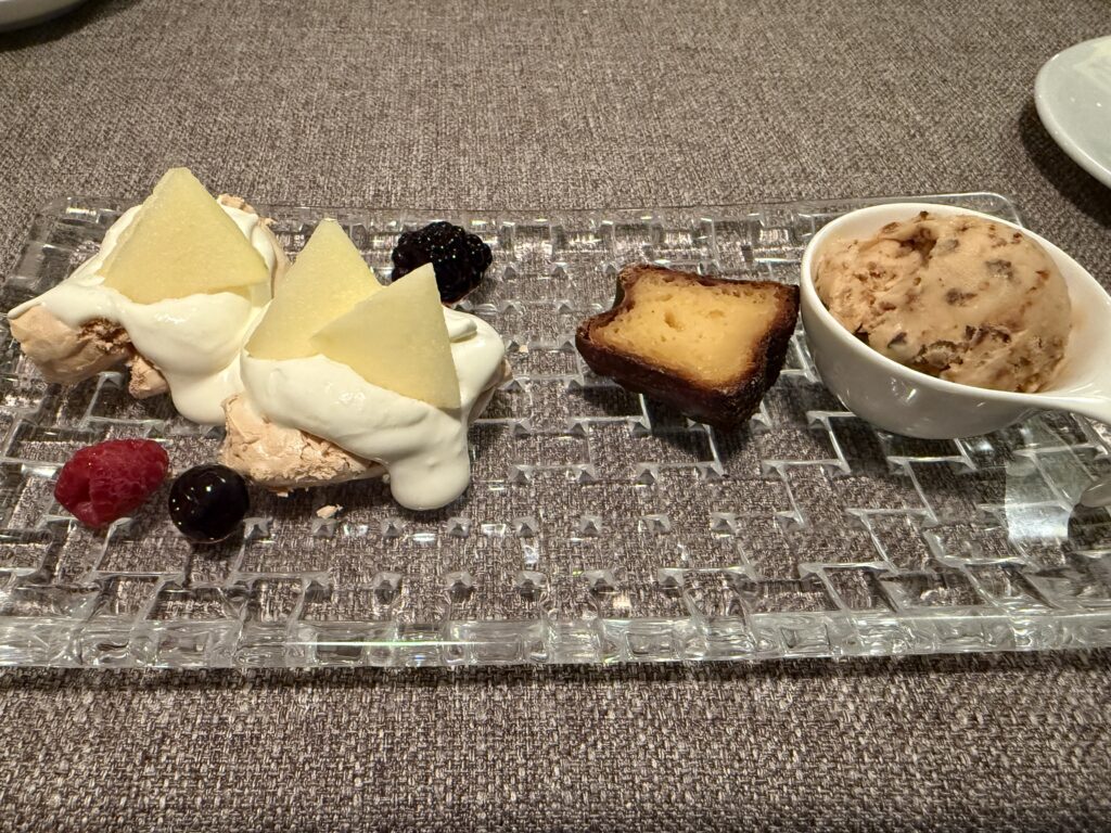 池上カヌレ
カヌレアイス